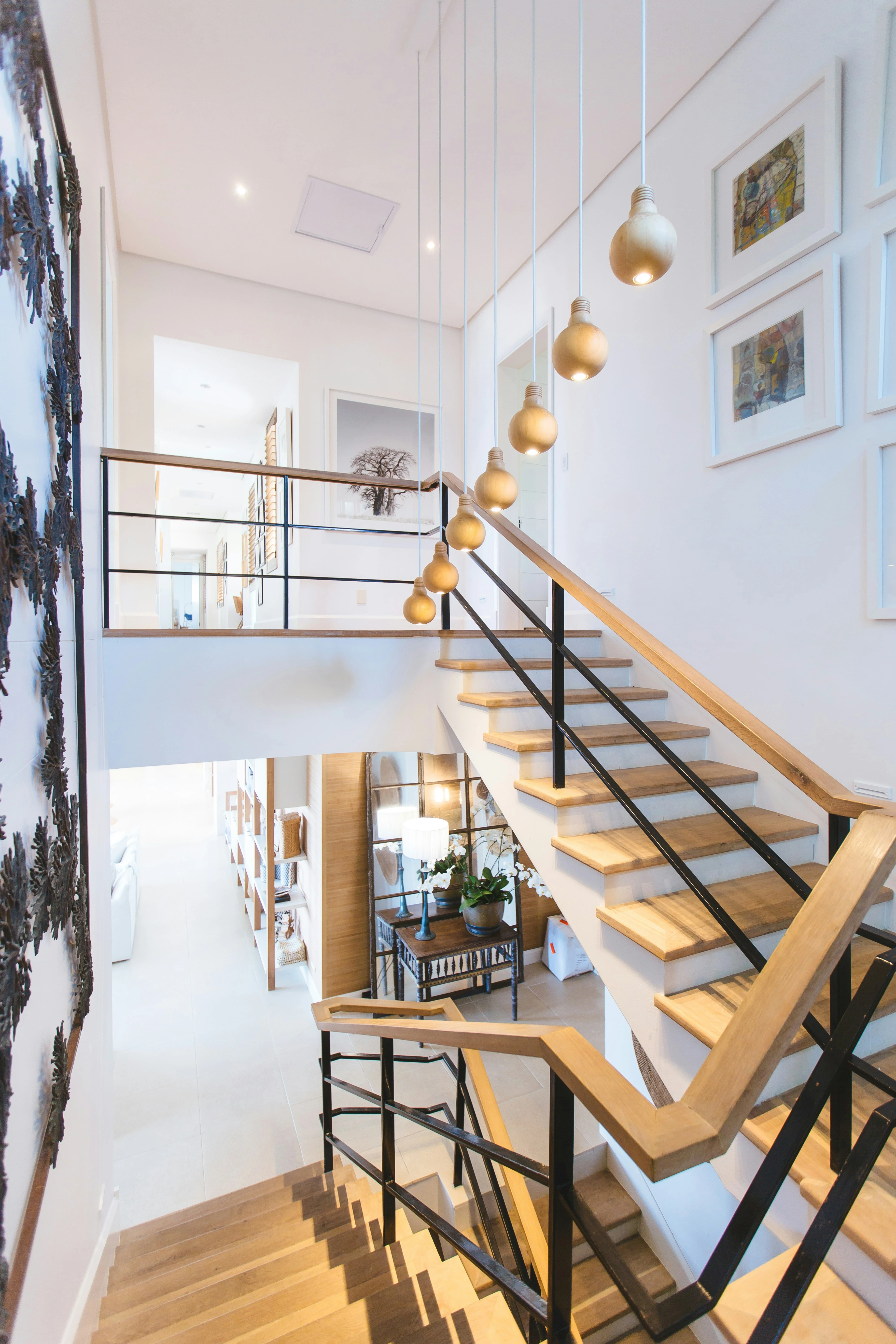 Explore the Best Modern Staircase Design Ideas to Refresh Your Home